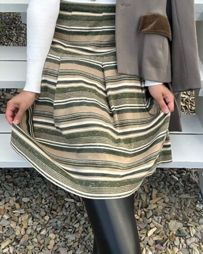 Soft striped skirt in natural shades