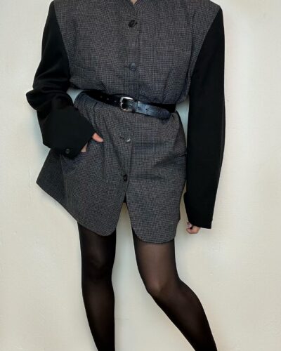 Masculine wool blended blazer