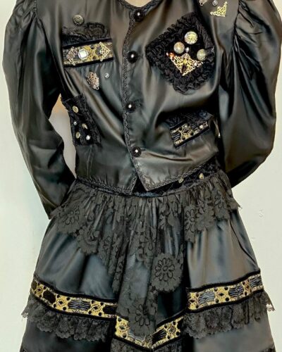 Rare statement renaissance set
