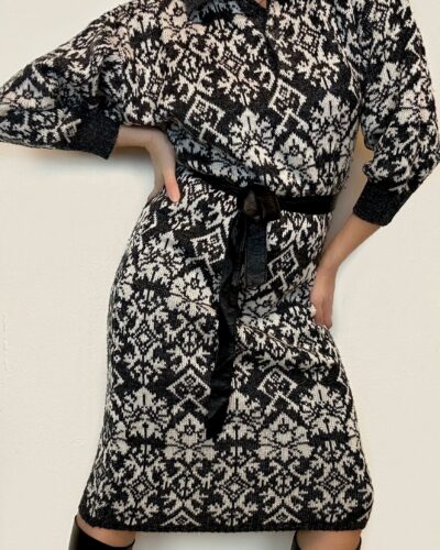 Patterned long winter dress