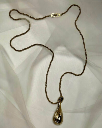 Rare vintage Henkel & Grosse teardrop pendant