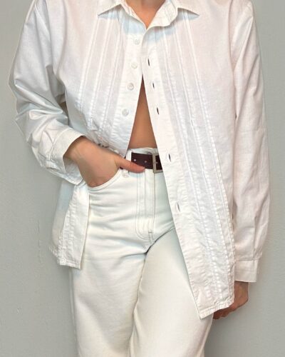 Classic must have white cotton shirt/blouse