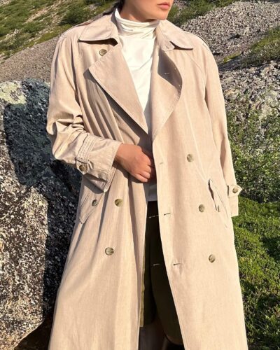 Bisque beige double breasted trenchcoat
