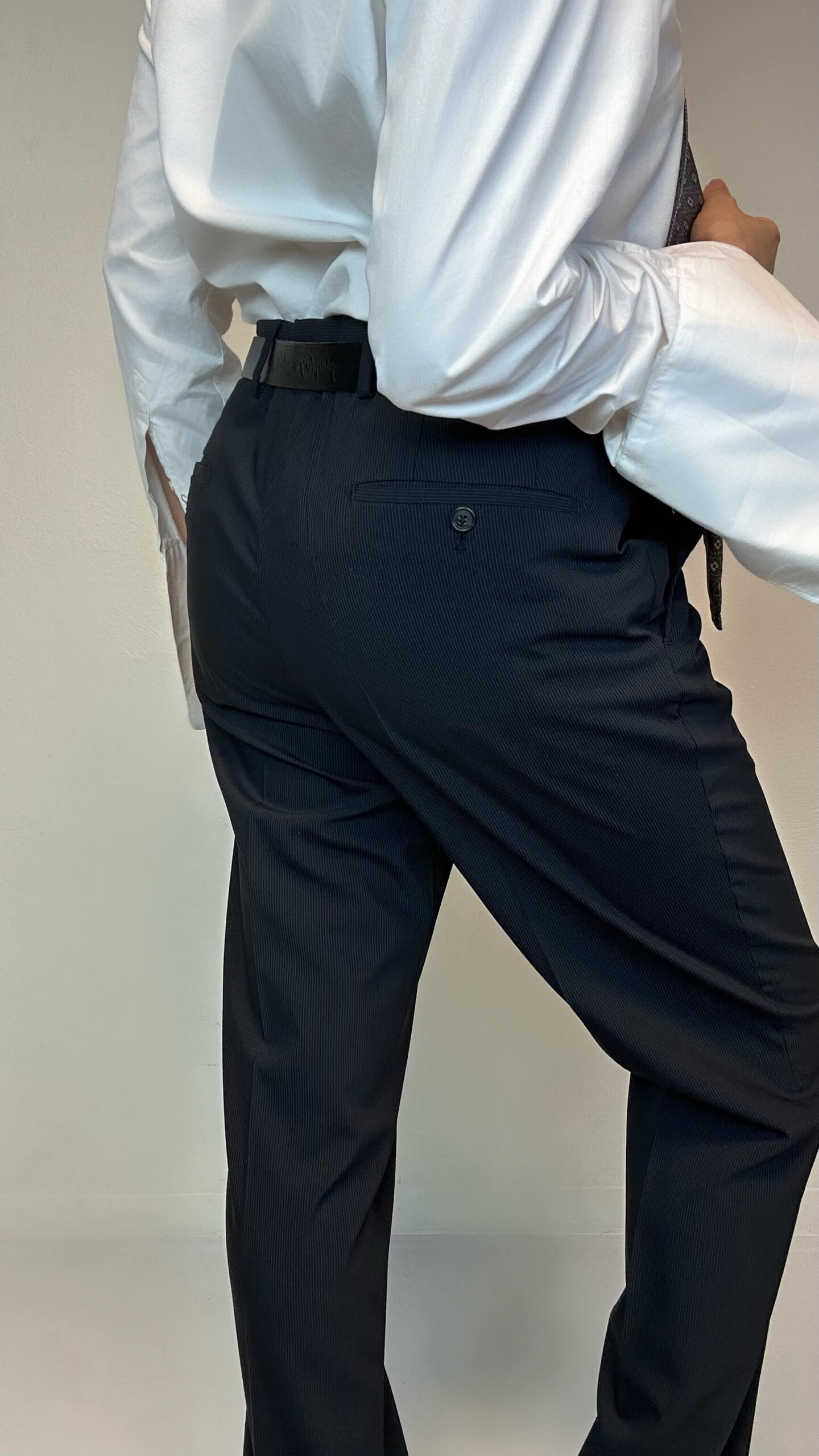 Parisian PIERRE CARDIN masculine business suit - Image 13