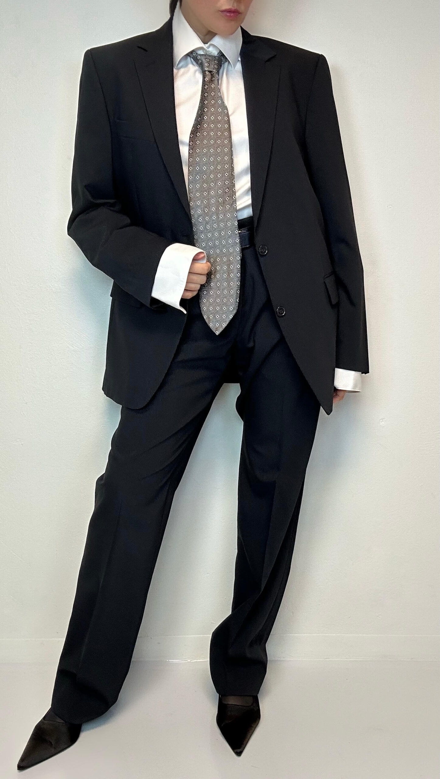 Parisian PIERRE CARDIN masculine business suit - Image 9