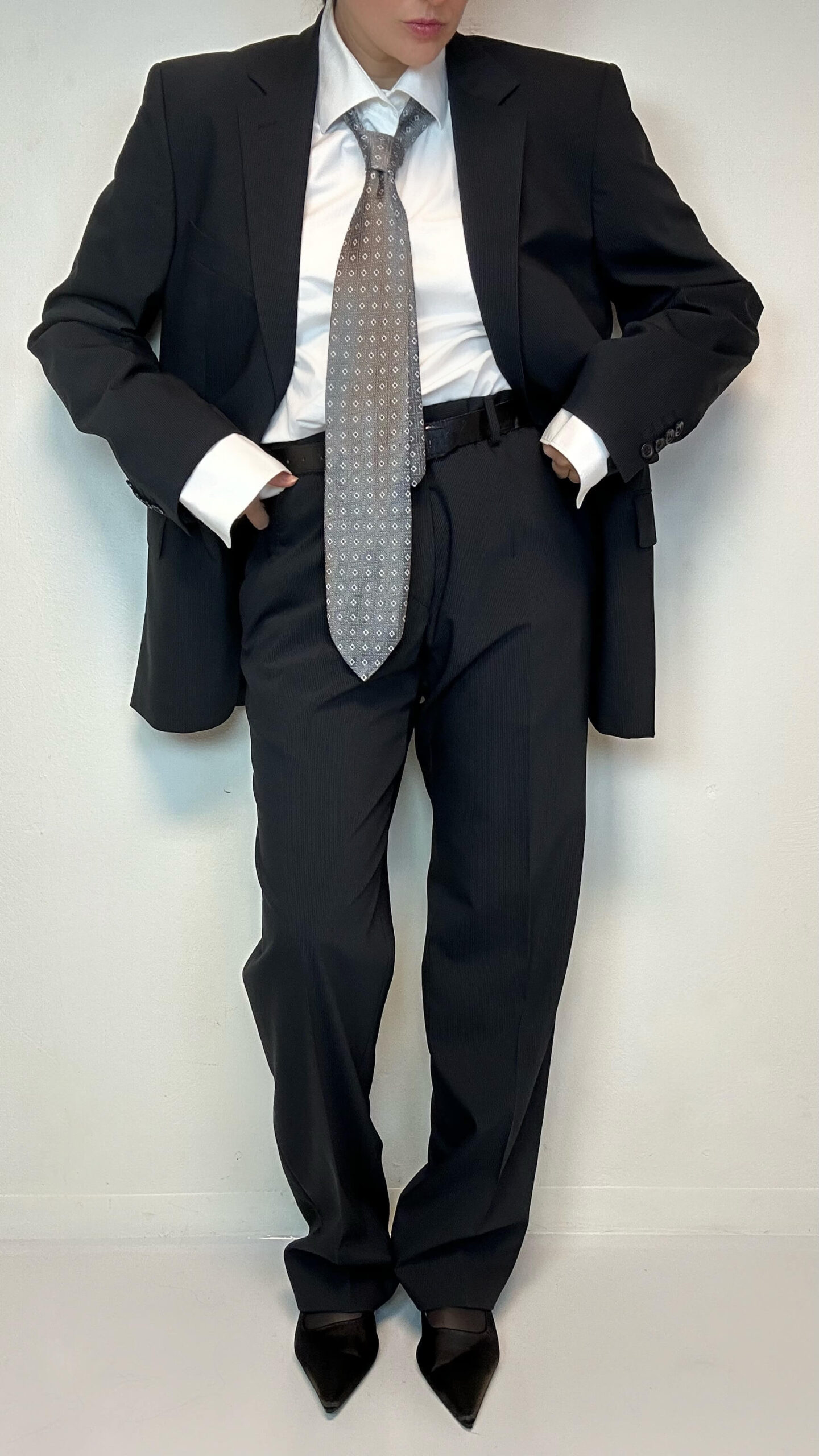 Parisian PIERRE CARDIN masculine business suit - Image 3