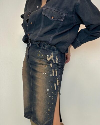 Distressed washed denim Y2k skirt