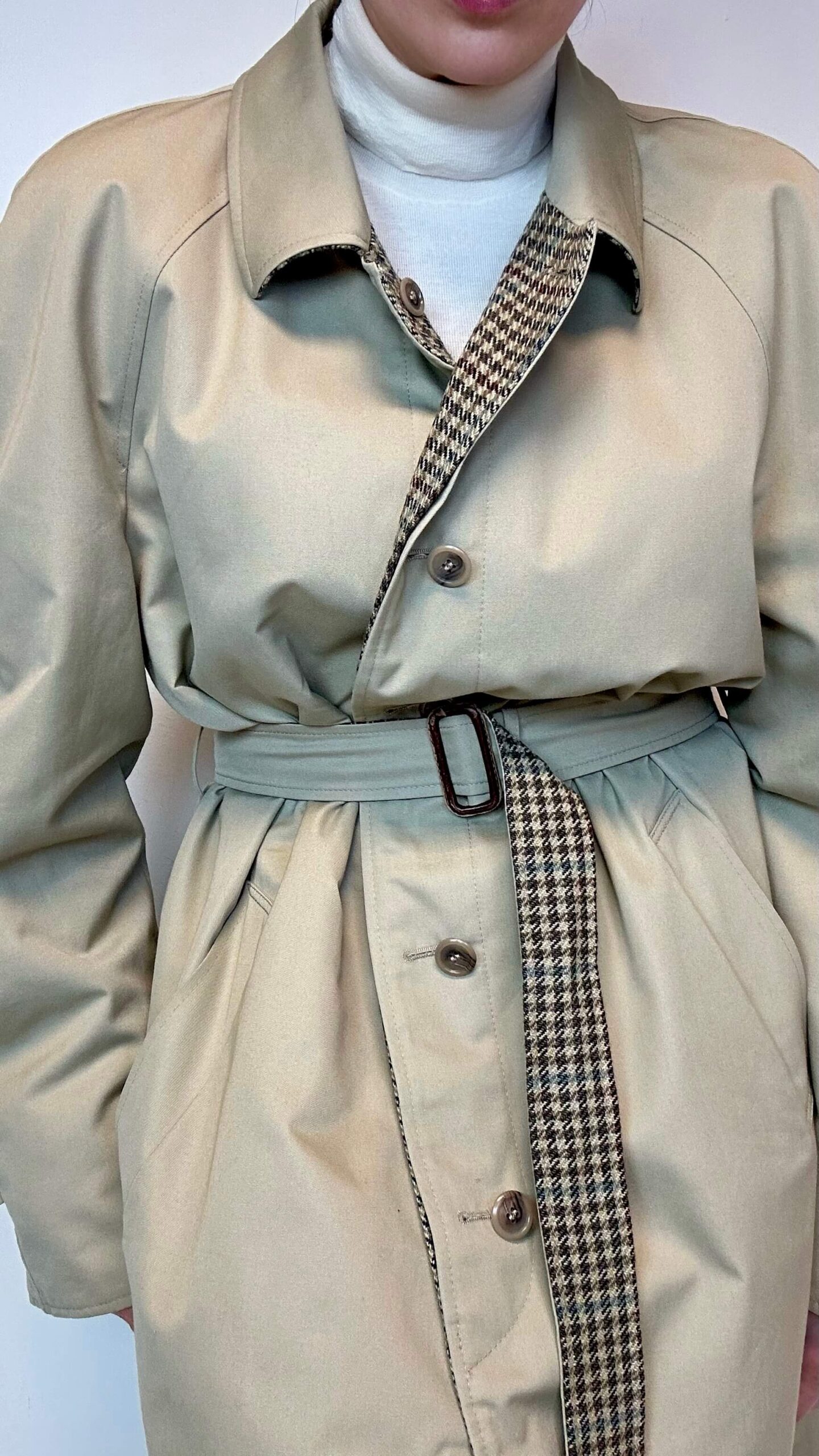 Rare woolen double-sided houndstooth trench-coat - Image 6