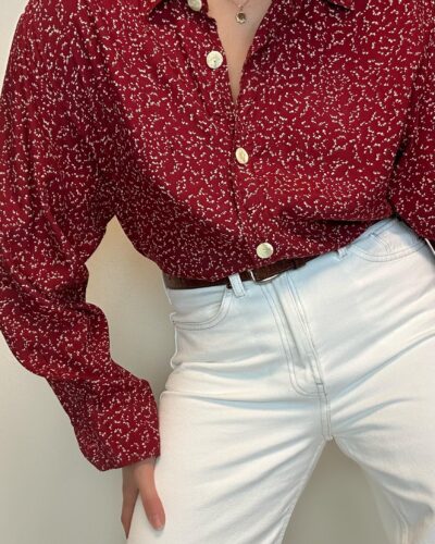 Jam red blouse with a flower print