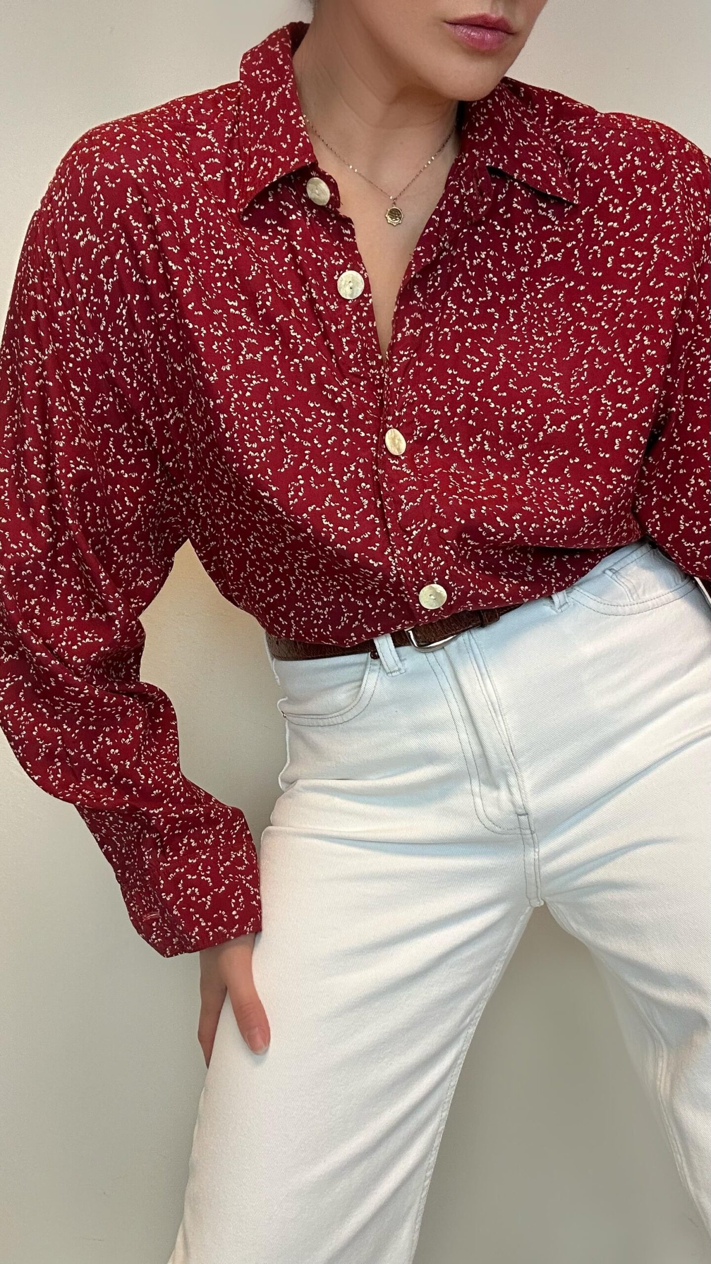 Jam red blouse with a flower print