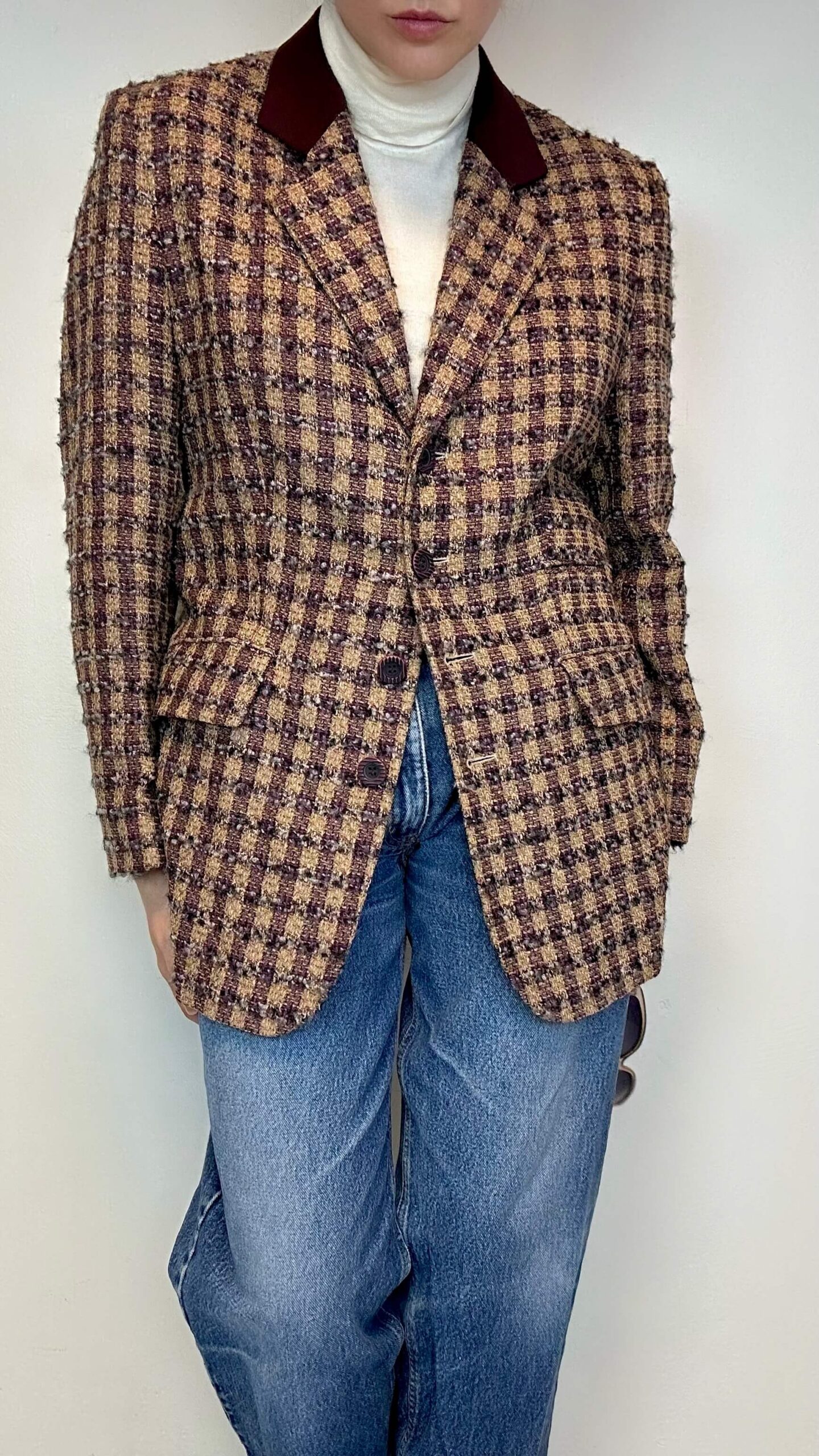 Burgundy tweed woolen jacket - Image 2