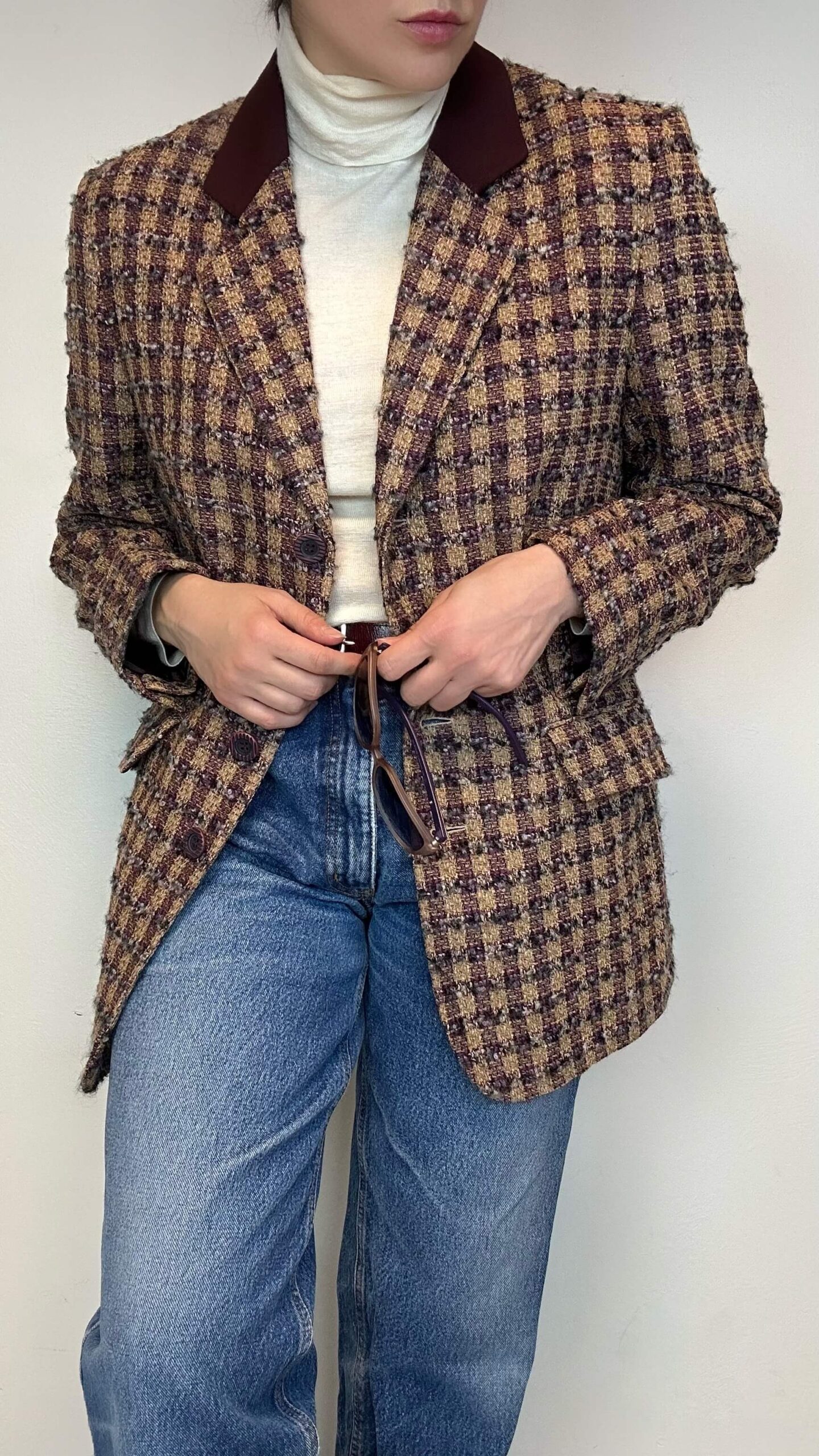 Burgundy tweed woolen jacket - Image 3