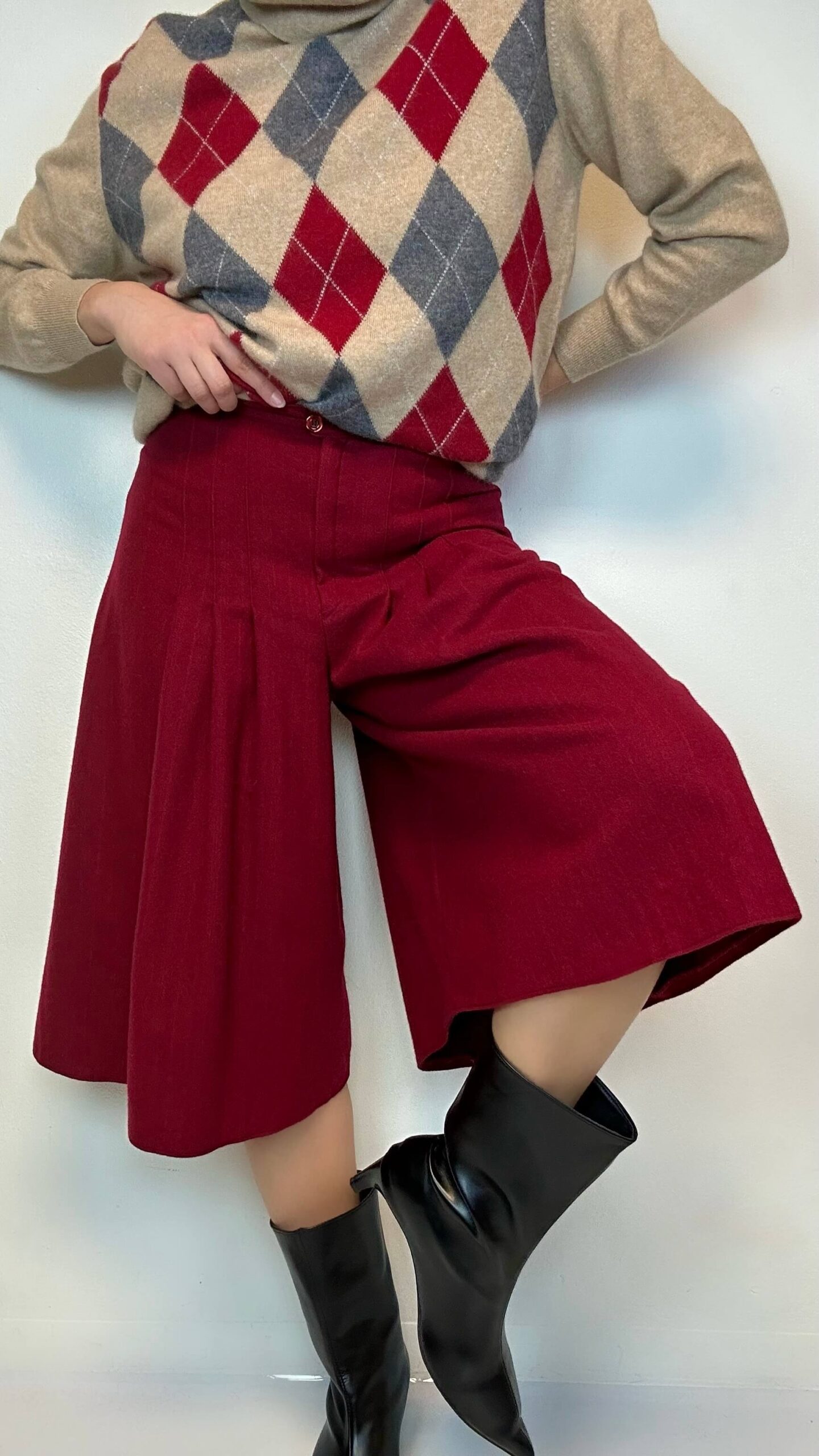 Jam red woolen culottes