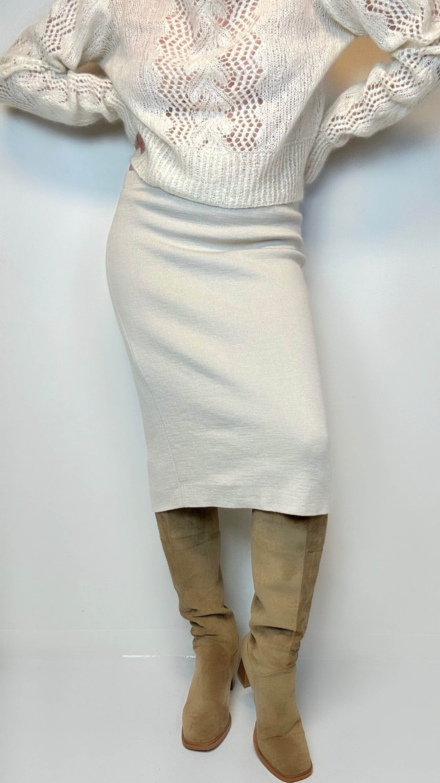 Luisa Spagnoli woolen stretchy cloud beige skirt