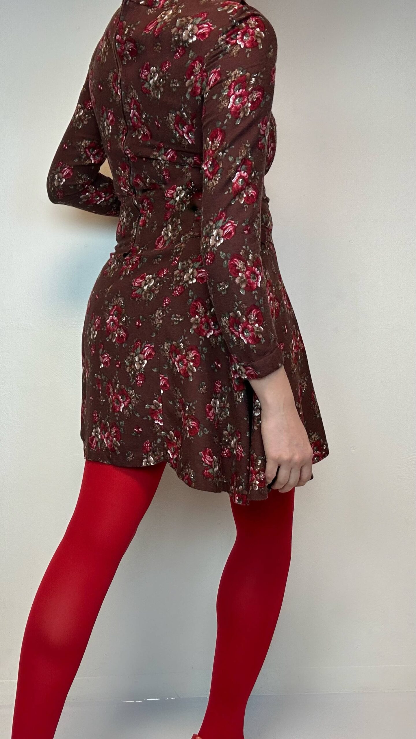 Wool blended chocolate brown dress with garden roses print - Image 3