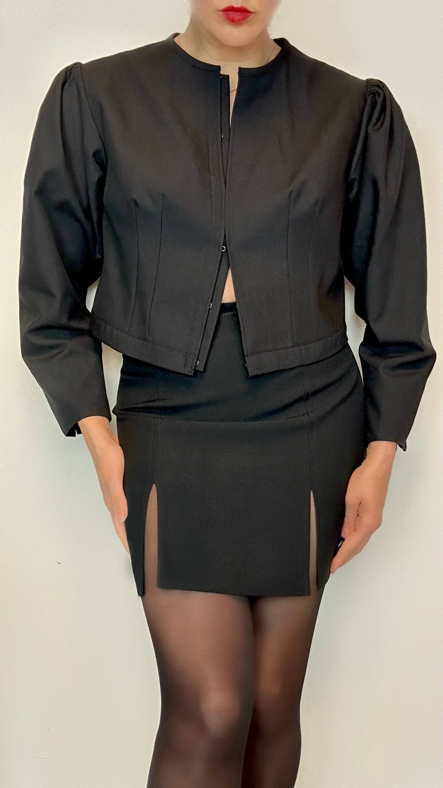 Woolen crop jacket with puff sleeves