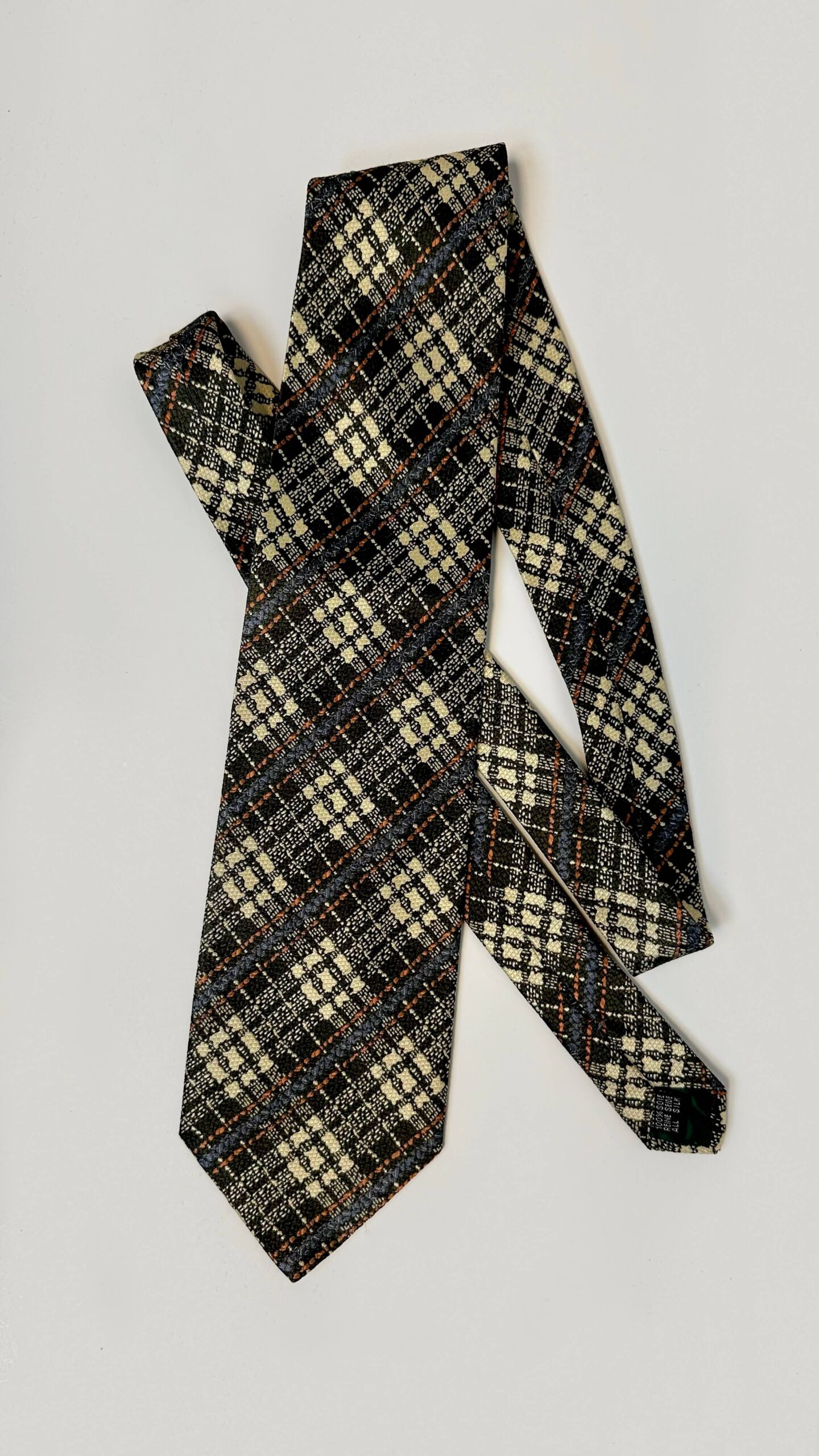 Silk plaid tie