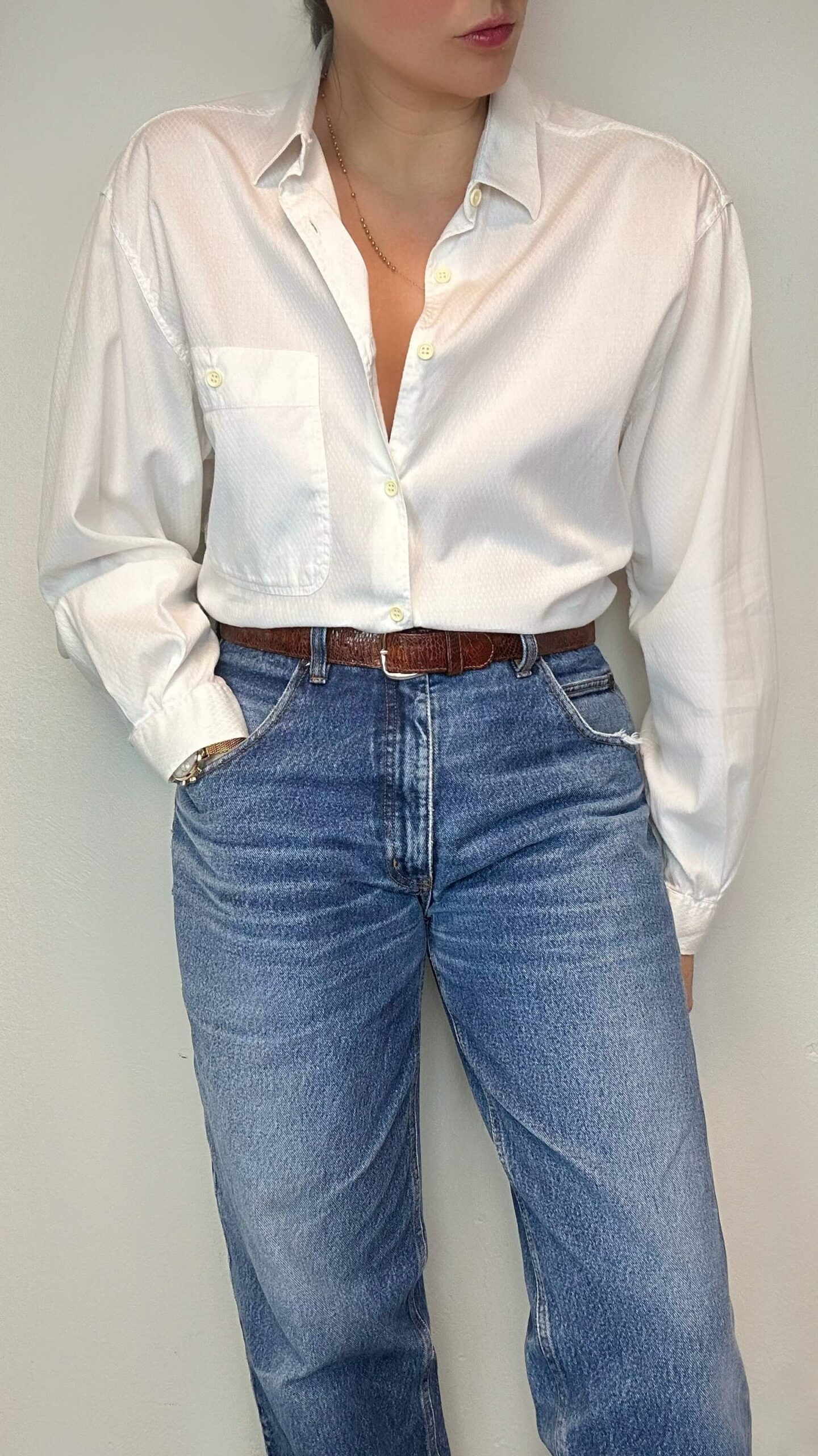 Unisex off white sctructured classic shirt - Image 3