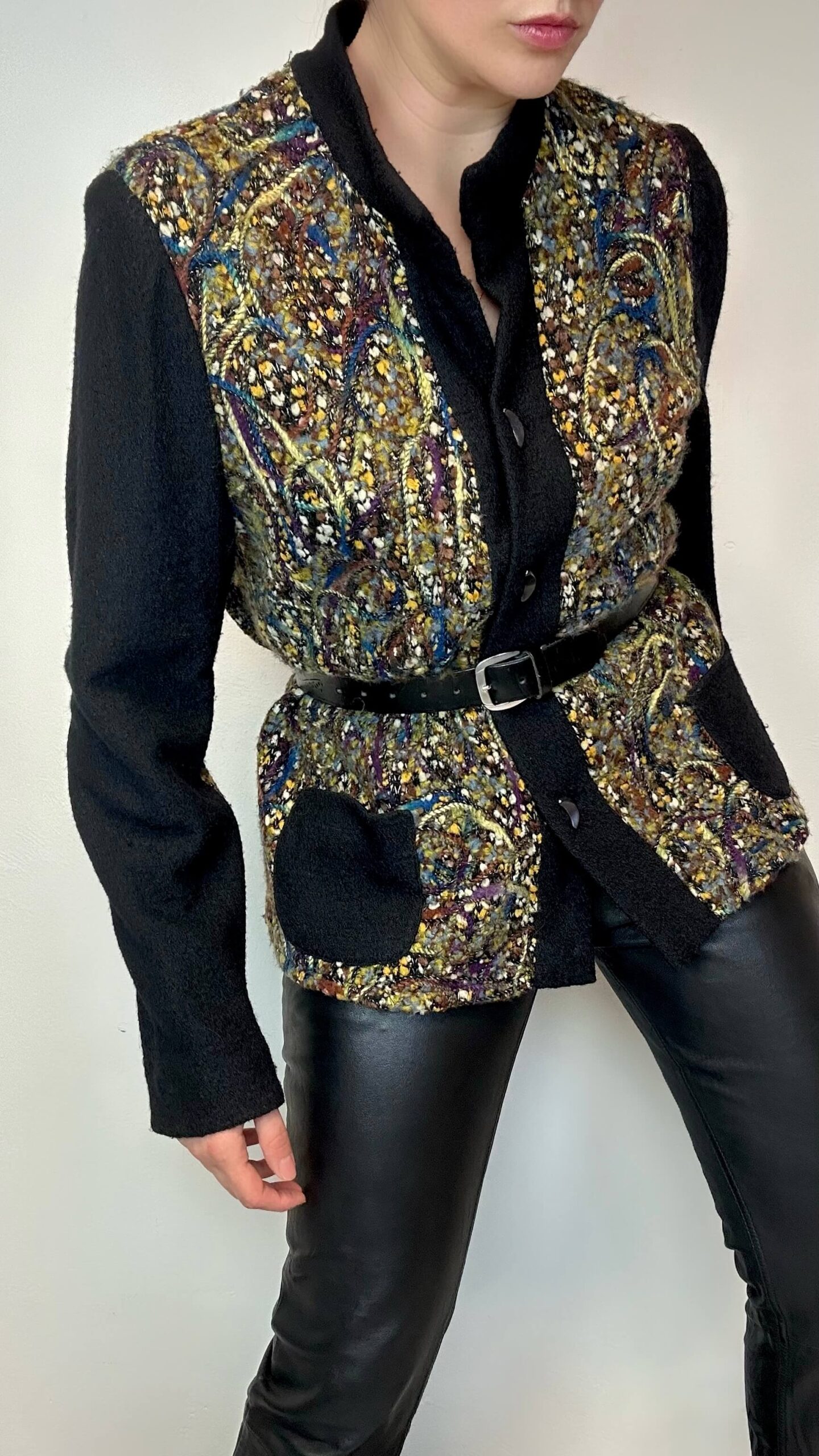 Rare woolen jacket/cardigan with front pockets