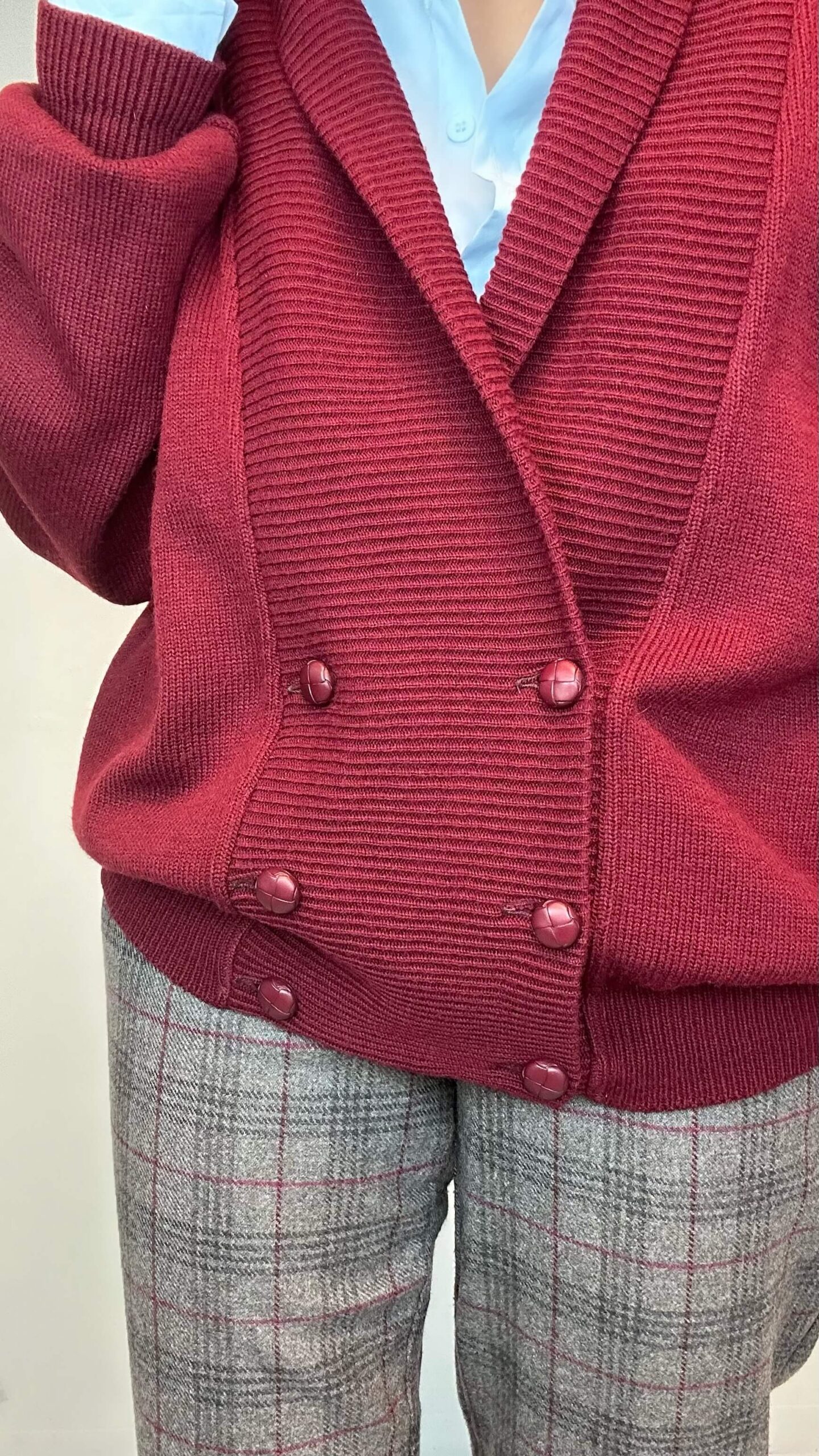 Burgundy red boyfriend cardigan with a deep v-neck - Image 3