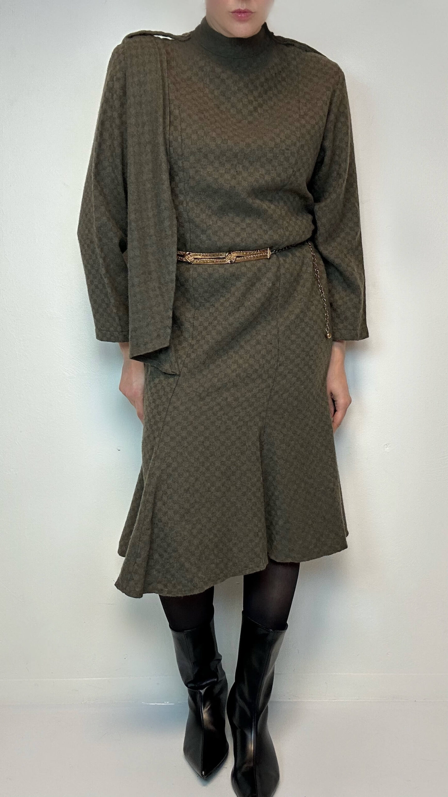 Olive green check soft woolen dress with a scarf - Image 4