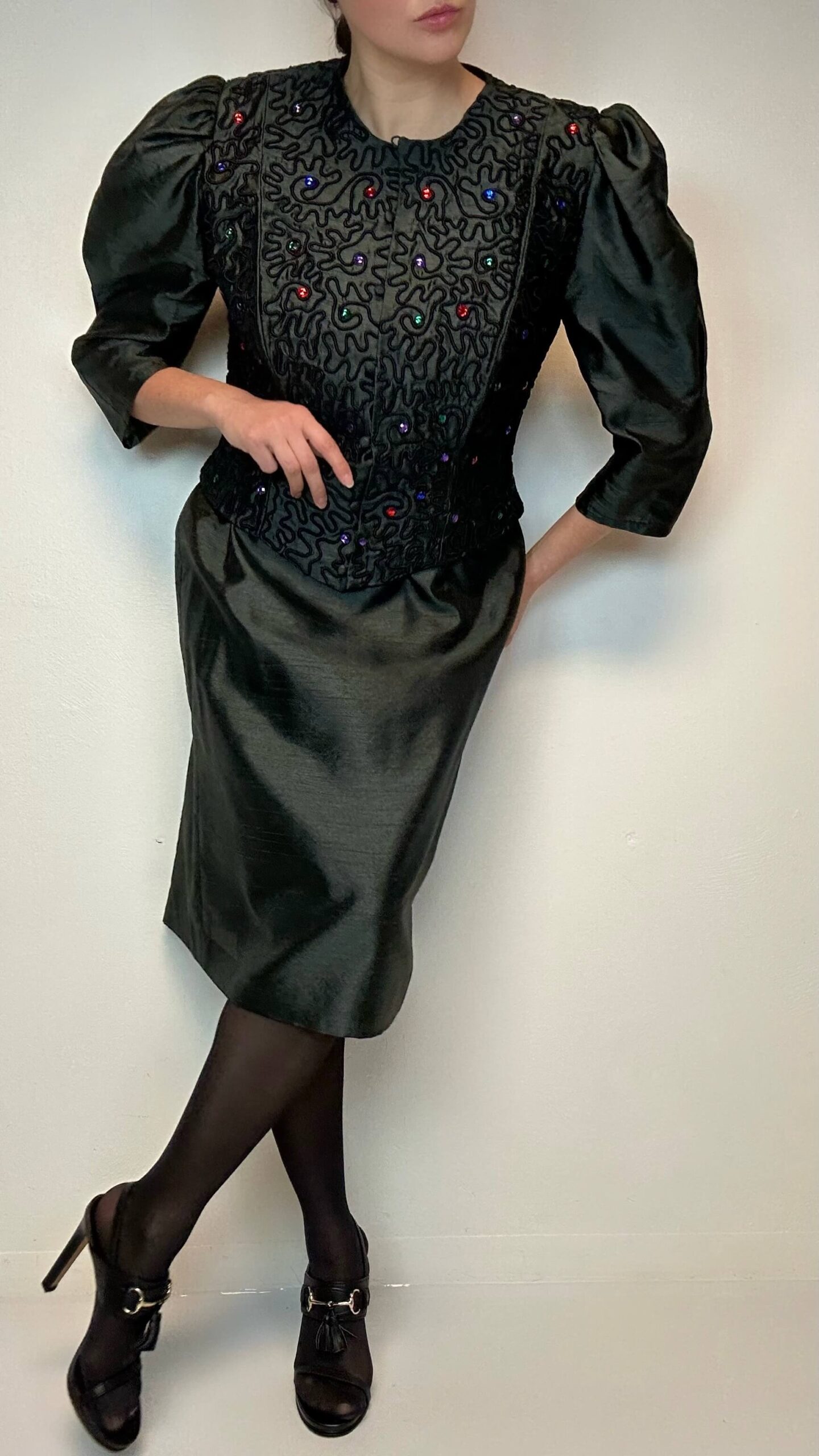 Statement silk look set of heavy embroidered jacket and pencil skirt - Image 6