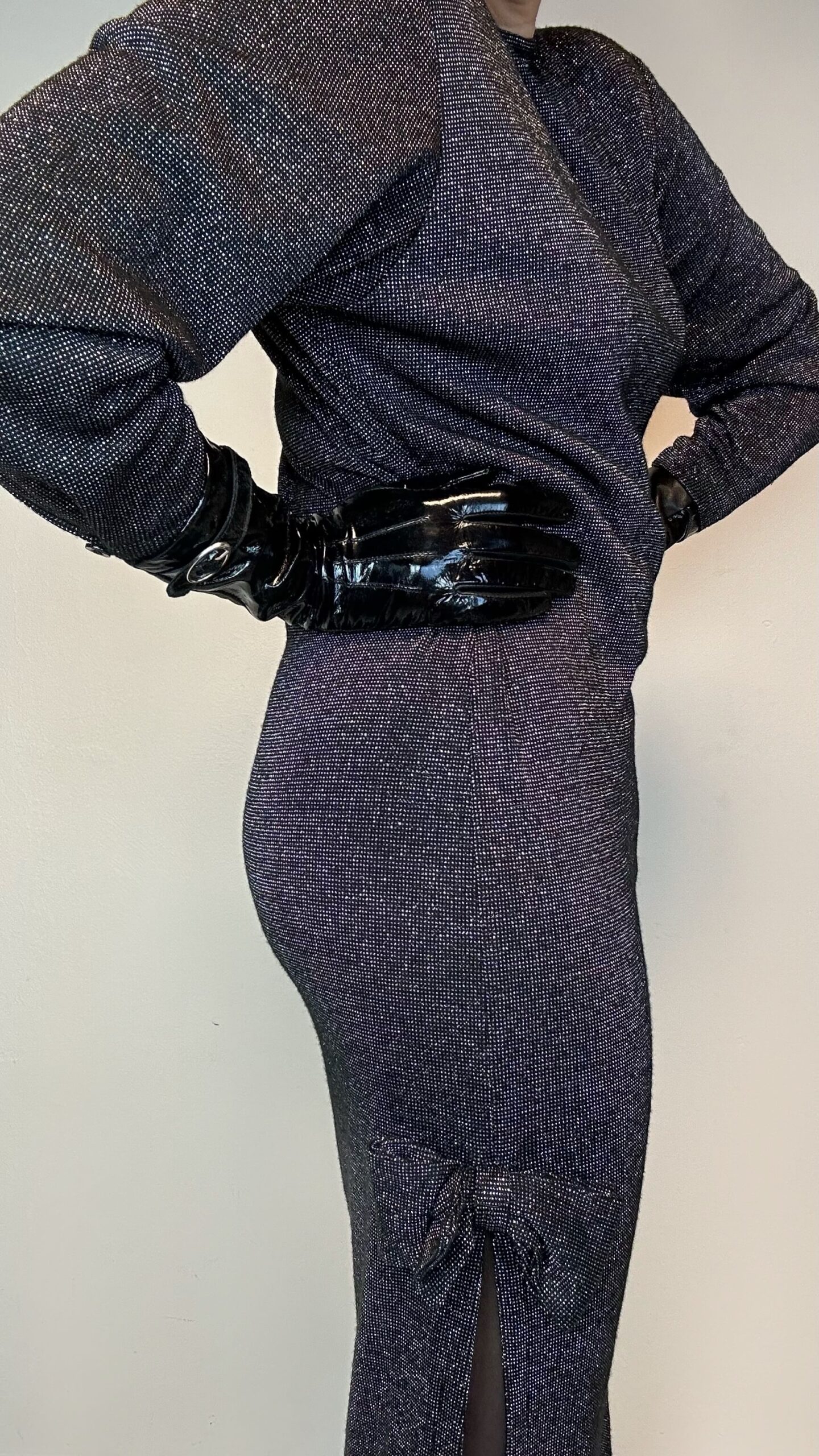 Italian silver shimmer stretchy dress with a bow - Image 4