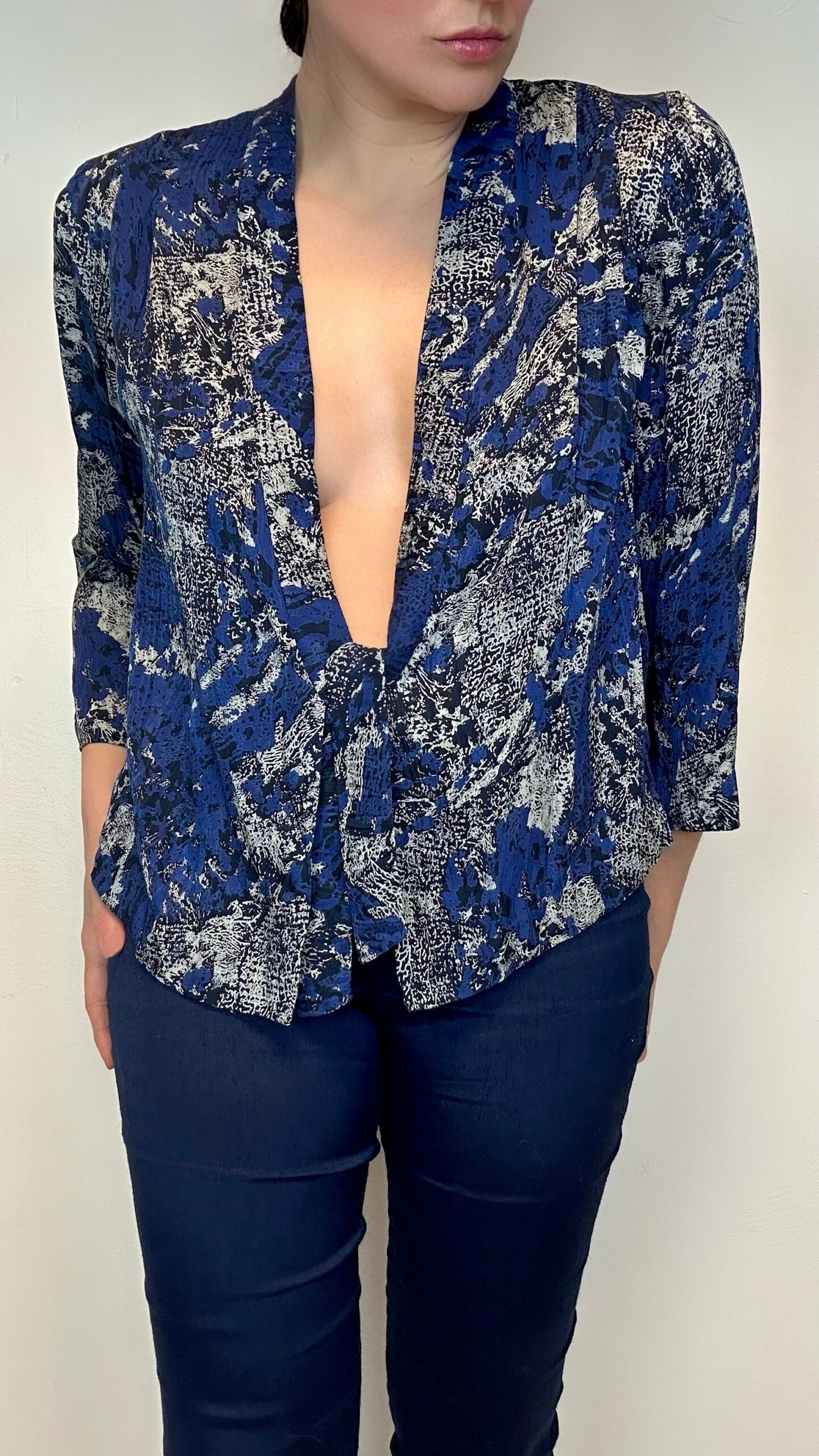 Silk twist-front ink pattern blouse