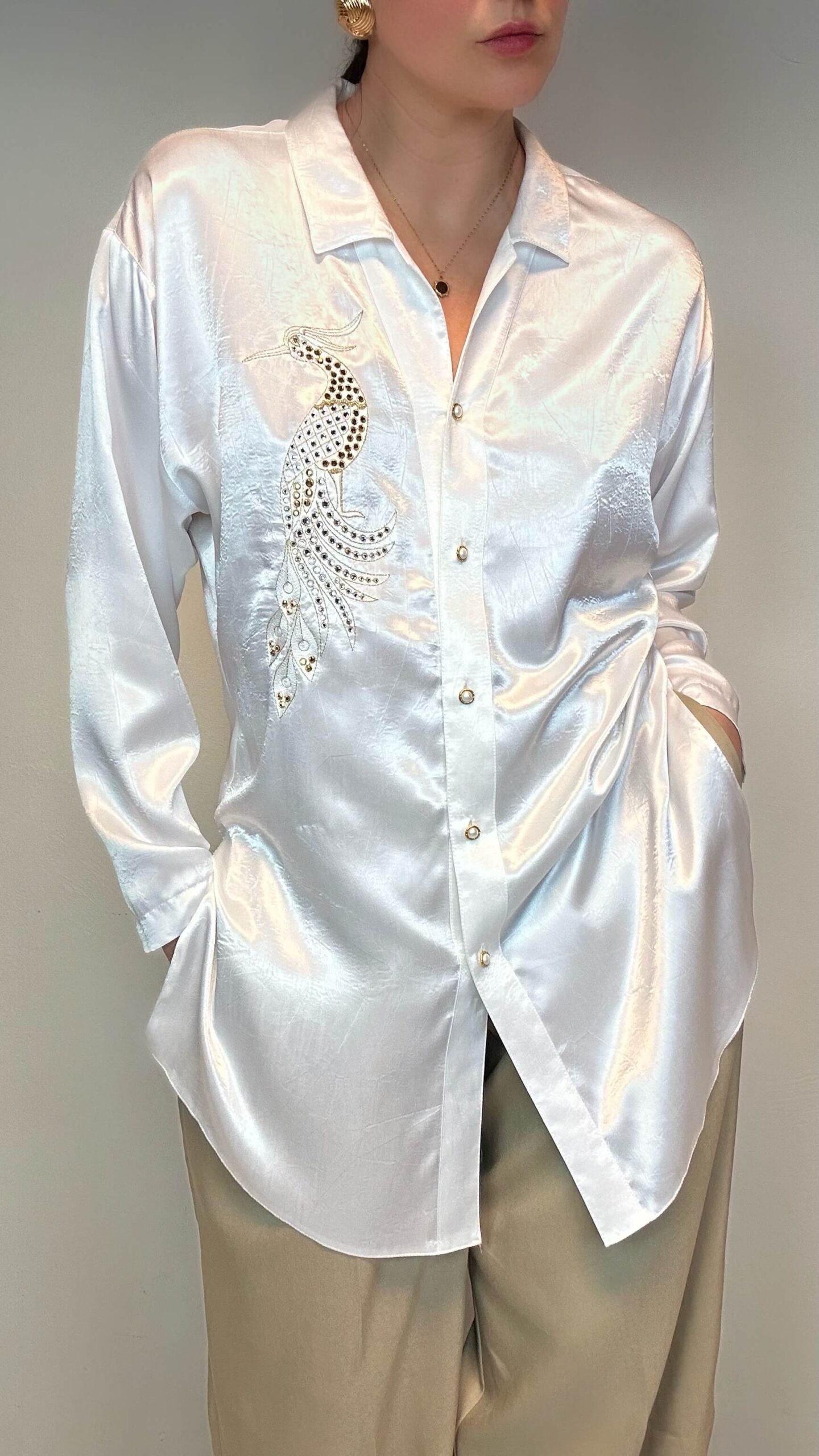 Peacock pattern long white blouse