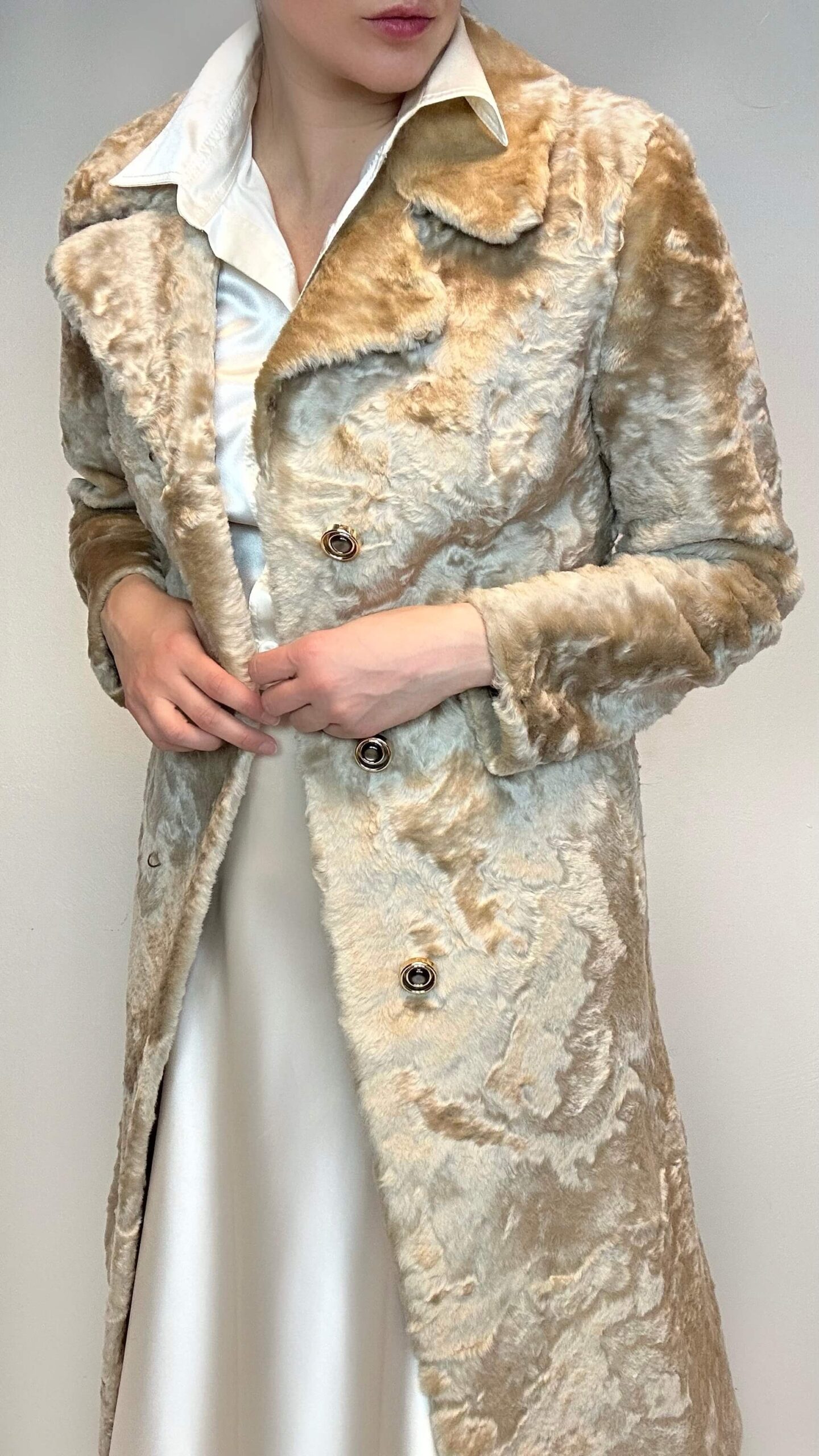 Creamy buttermilk genuine winter fur coat