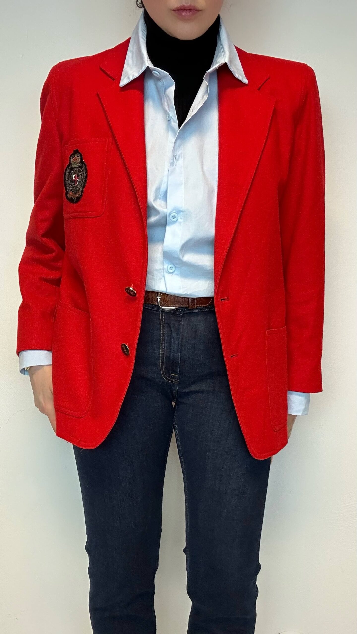 Red wool blazer with a crown applique